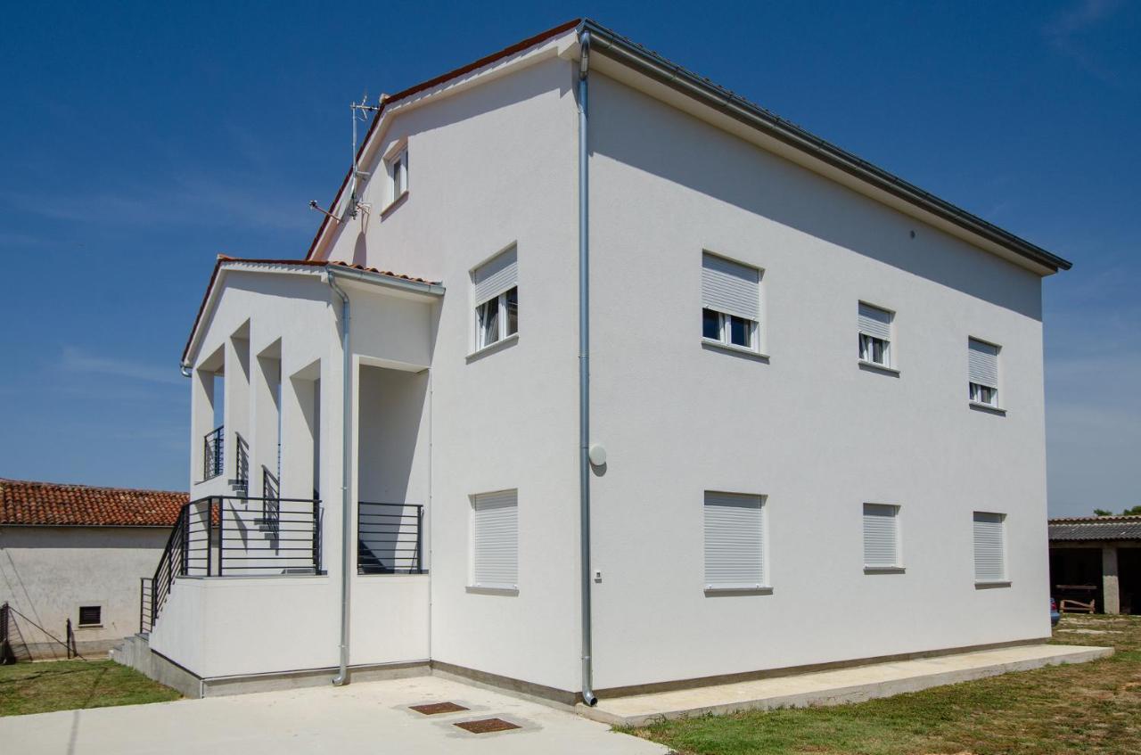 Villa Alexandria Ližnjan Εξωτερικό φωτογραφία