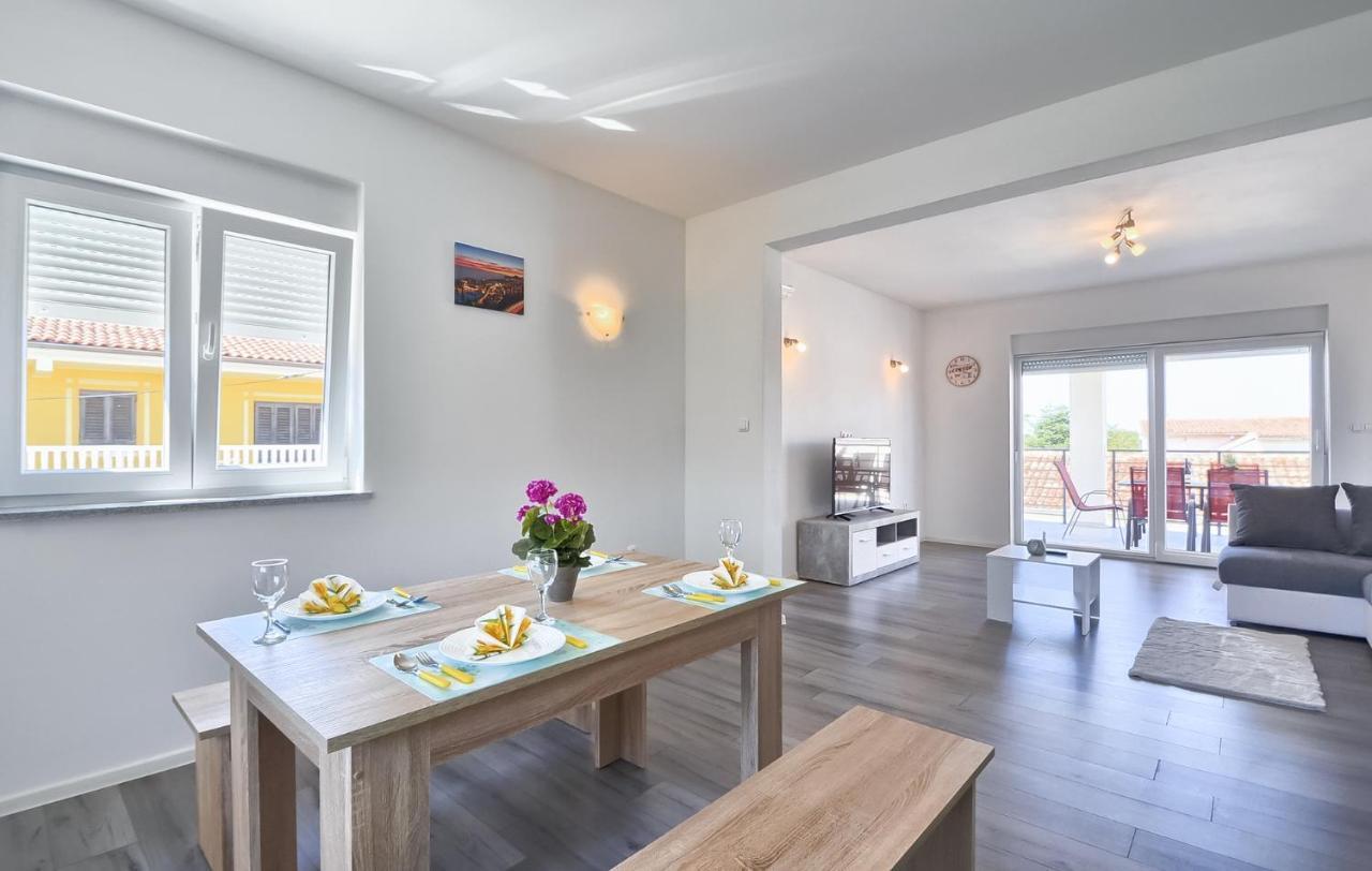Villa Alexandria Ližnjan Εξωτερικό φωτογραφία