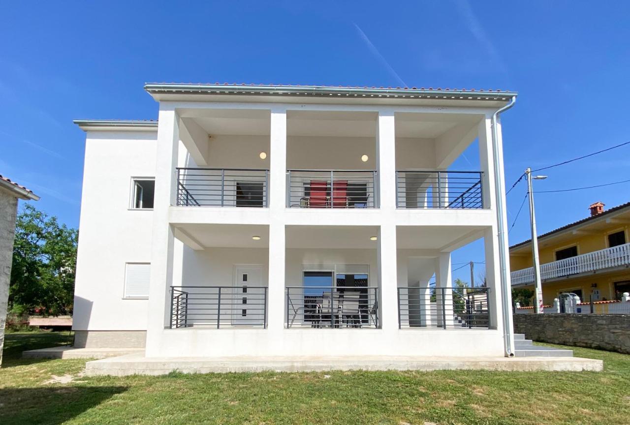 Villa Alexandria Ližnjan Εξωτερικό φωτογραφία